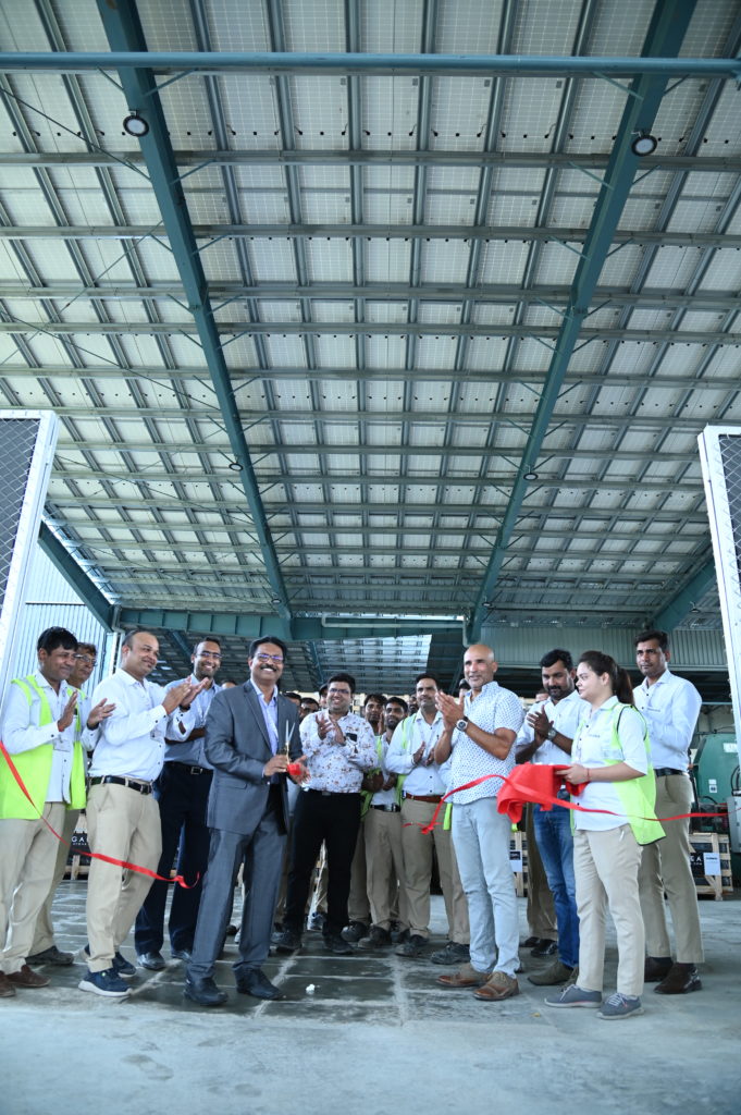 Pangaea Natural Stone employees ribbon cutting ceremony