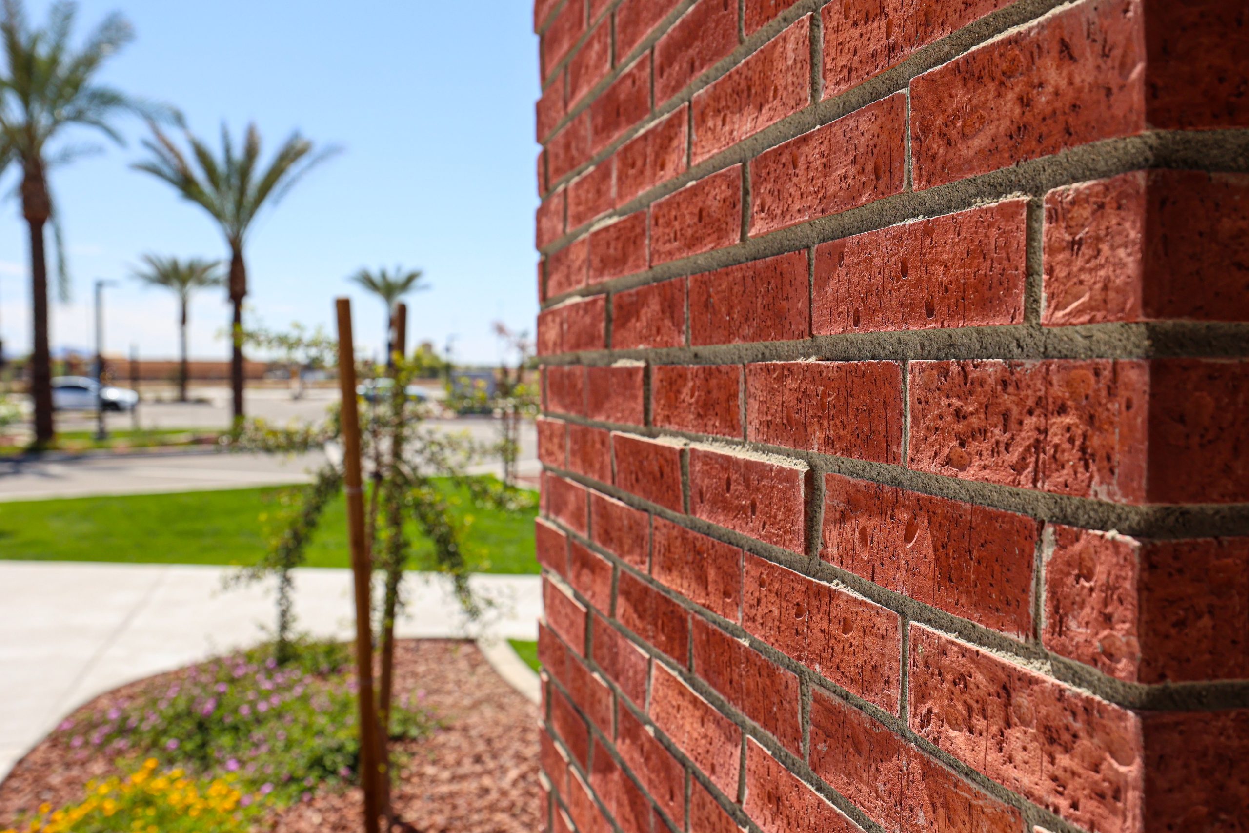 How Grout Installation Styles Transform the Look of Stone Veneer