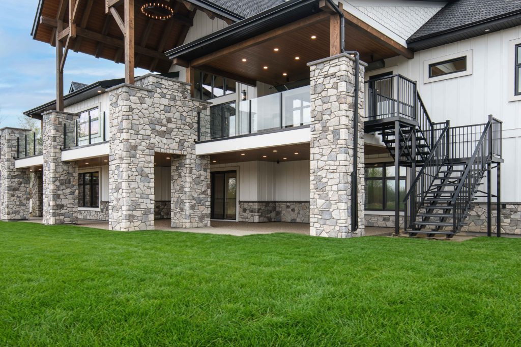 Cultured Stone® - Old Country Fieldstone, Echo Ridge® 